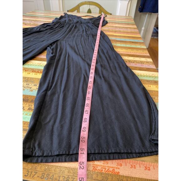 Hollister L Black Wide Leg Cropped Jumpsuit Strappy Tank Viscose Romper 1 Pc - Picture 5 of 9